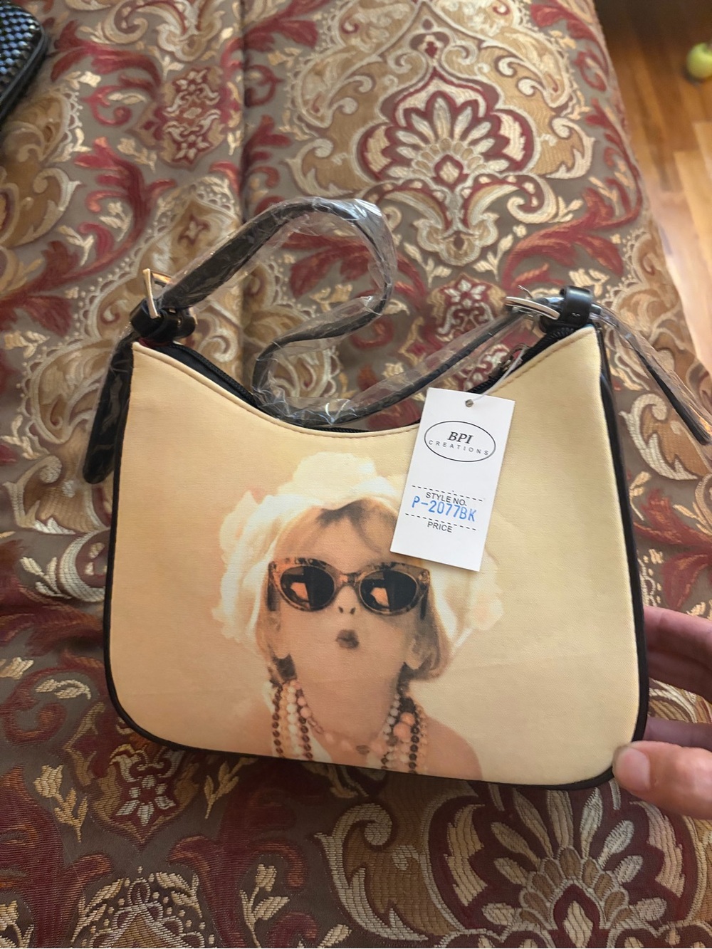 Women's Cream Fashion Shoulder Bag with Retro Print